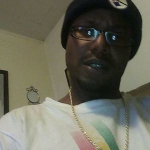 Meet your Posher, Bee